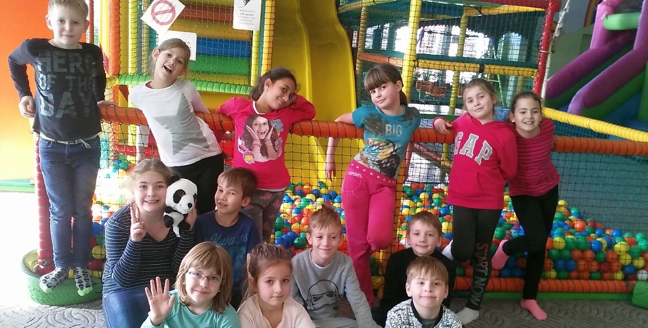 Játszóházban jártak az alsó tagozatosok