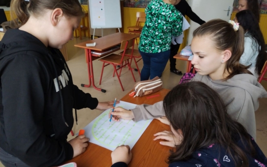 Védőnői előadás az 5. osztályban…